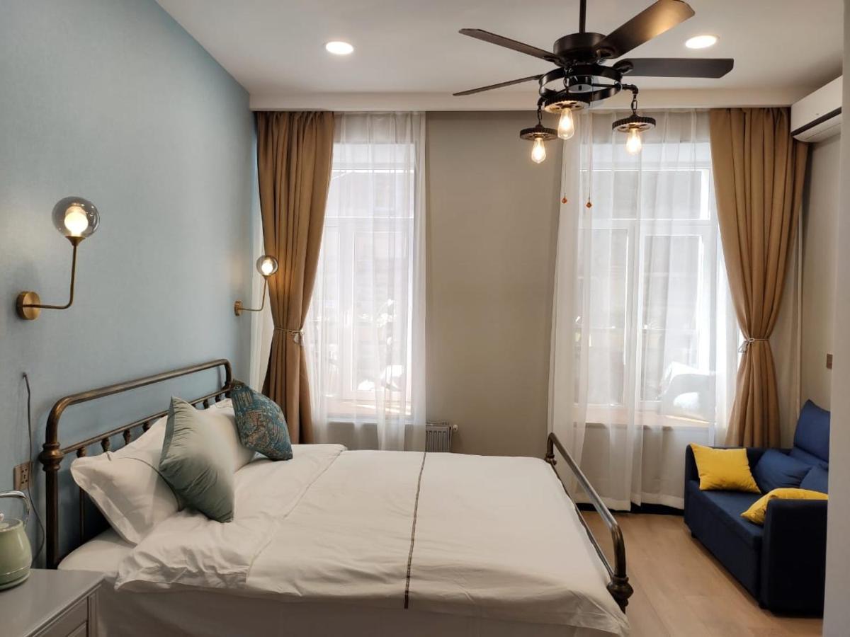Qin Boutique Hotel Tbilisi Exteriör bild