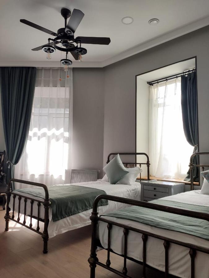 Qin Boutique Hotel Tbilisi Exteriör bild
